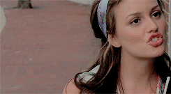 jakegylleanhaal:gossip girl meme ♔ eight episodes2. Summer, Kind of Wonderful, 2x01
