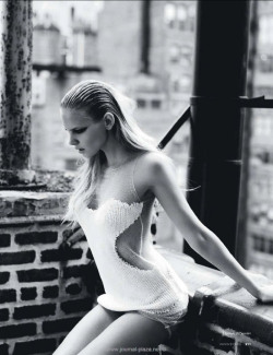 vs-angelwings:  Marloes Horst in ELLE Russia- February 2010 