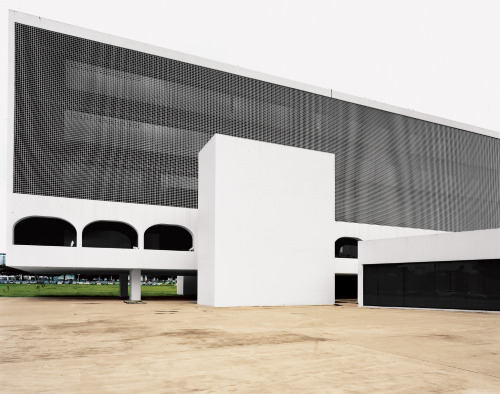 XXX archatlas:  Brasilia     Ian Allen series photo