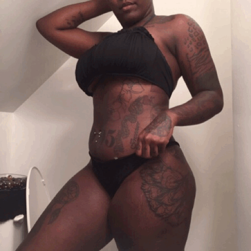 insecure-beautyy:  Accidental Gifs after tanning 👑