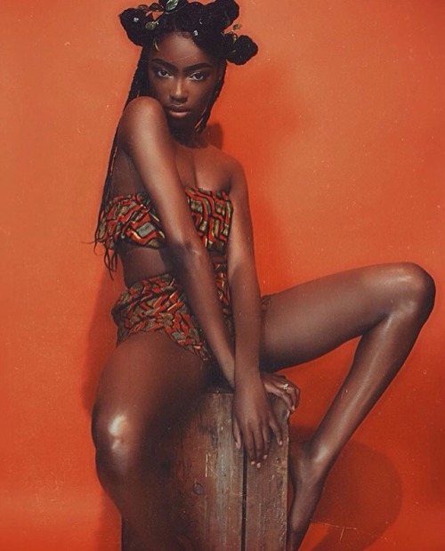 aliyahleshae:  BLACK is more than just a adult photos