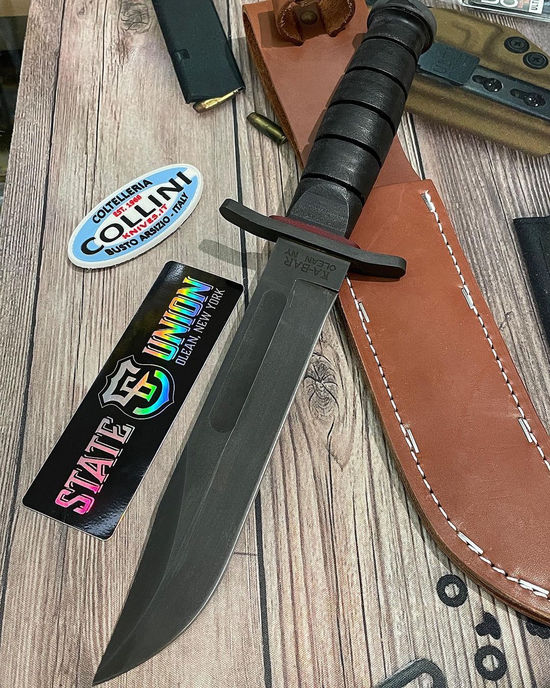 Coltelleria Collini - Big Brother Survival knife 😎 Follow us  👉@coltelleriacollini👈 Order: knives.it -------------------------------  #hunting #hunter #knivesdaily #blades #kabar #intothewild #intothewoods  #hunting #hunt #bushcrafting #knifelife