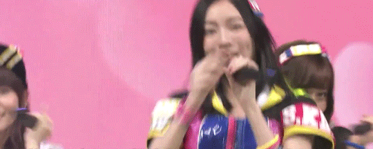 tokyo-akb48:  賛成カワイイ！