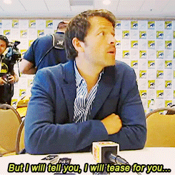 destiel-tablet:On Castiel’s new wardrobe.