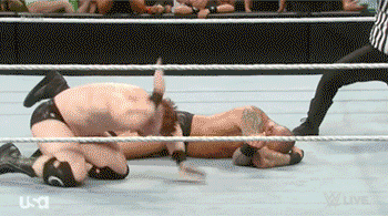 vampirecircus:  SHEAMUS SO ANGRY