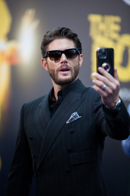 jensenackles-daily:Jensen Ackles attends the “The Boys Season 3” special screening at Le