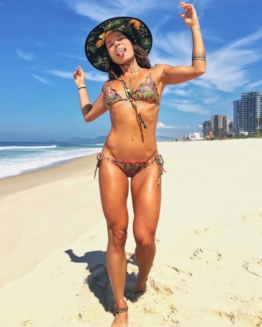 perfitness:  Tabata Chang 