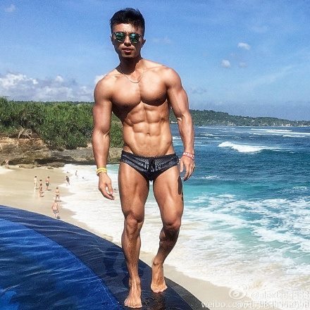 evianguy:  Hawt Asian Stud! 