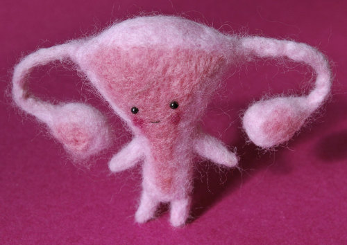 honeythistledesigns:  sosuperawesome:     Needle felting by FaitMainProduction on Etsy  • So Super Awesome is also on Facebook, Twitter and Pinterest •   These are beyond adorable O.OSeriously coveting that pair of kidneys… and that uterus!  