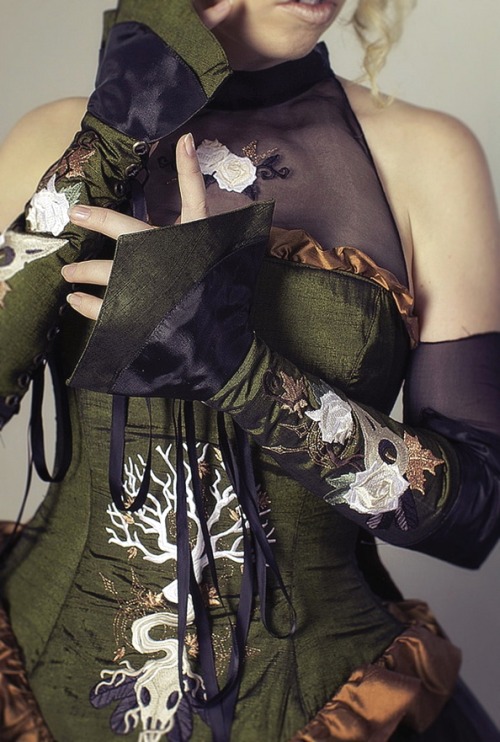 sexy-in-corset:  Corset
