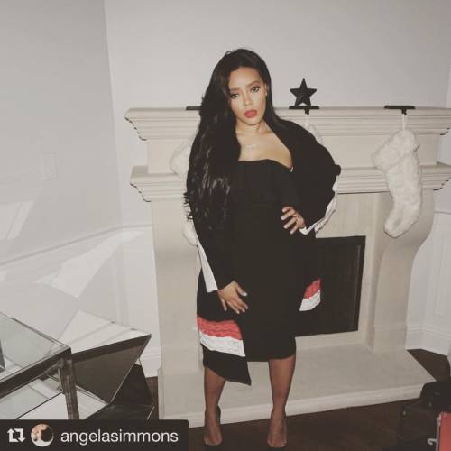 The beautiful @angelasimmons headed to @shopangelaiam for her LipArt launch Mua : @reneemadeulookH