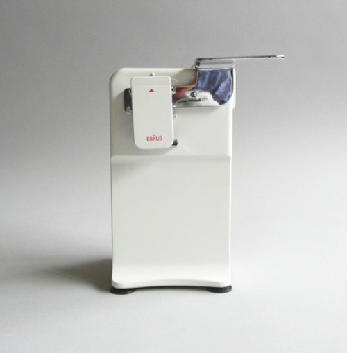 Dieter Rams and Jürgen Greubel, Sesamat can opener DS1, 1972. Via das programm