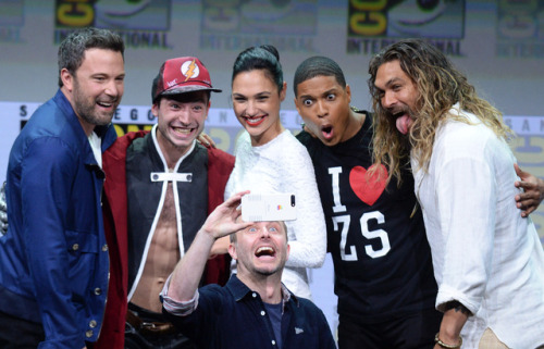 Gal Gadot and Justice League cast -  panel during Day 3 of Comic-Con in San Diego July, 22 (xx)