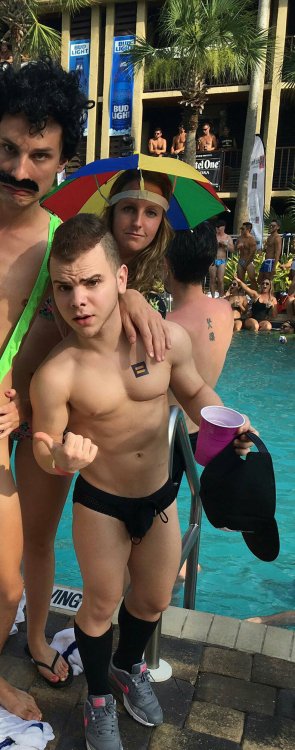 eeeisme:  JC Mounduix says “he’s probably one of the shortest dancers out there and he’s fine with it”, I don’t think there’s anyone complaining about it. He sexy hot no matter what his height is, just look at his cute face, his killer body