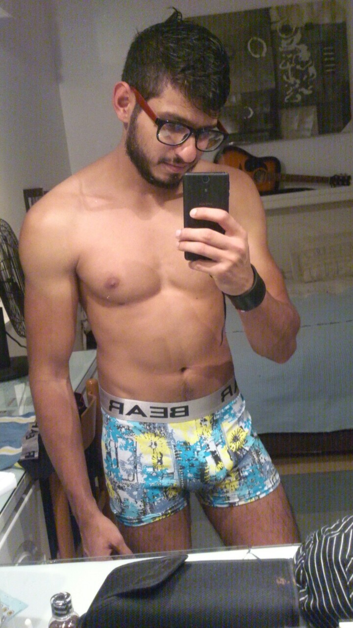 nevergoingbackthere:  New undies day :P 