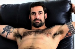 totofotoiml:  Follow Me For Hot, Sexy MEN»»»&gt; @ totofotoiml.tumblr.com Send me a selfie!!!!! 