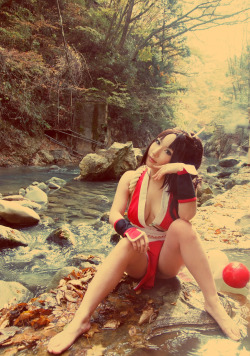 undergroundsaviors:  Mai Shiranui Cosplay