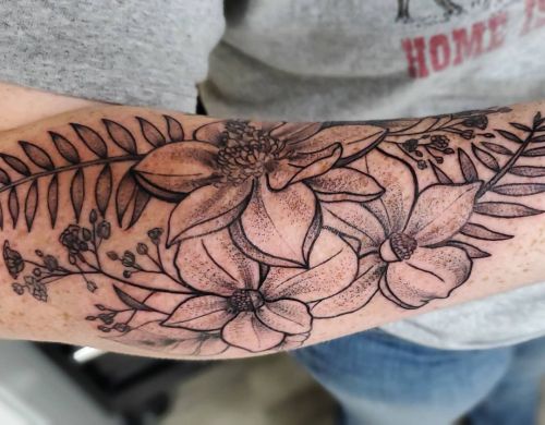 <p>Finished up this floral tonight.  Thanks Jordan, it was great working with you! <br/>
.<br/>
#ladytattooer #thephoenix #copperphoenix #shelbyvilleindiana #indianapolistattoo #indylocal #do317 #indytattoo #circlecity #waverlycolorco #industryinks #yournewfavoriteink #artistictattoosupply #fkirons #indianaartist #wearesorrymom #floral #floraltattoo #blackandgray #blackandgrey (at Shelbyville, Indiana)<br/>
<a href="https://www.instagram.com/p/CVETFFFBGUV/?utm_medium=tumblr">https://www.instagram.com/p/CVETFFFBGUV/?utm_medium=tumblr</a></p>