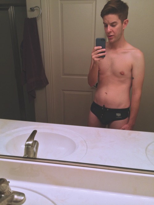 Sex andy–d:  New speedos 😎💅  pictures