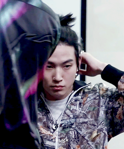 Jaebeom Gives Us The Ponytail We’ve Been Asking For ©