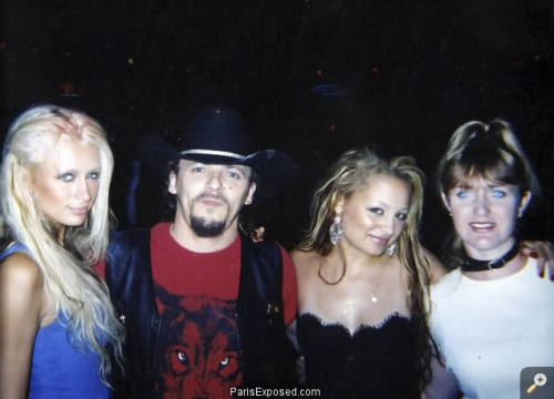 Paris, Nicole, &amp; some people.