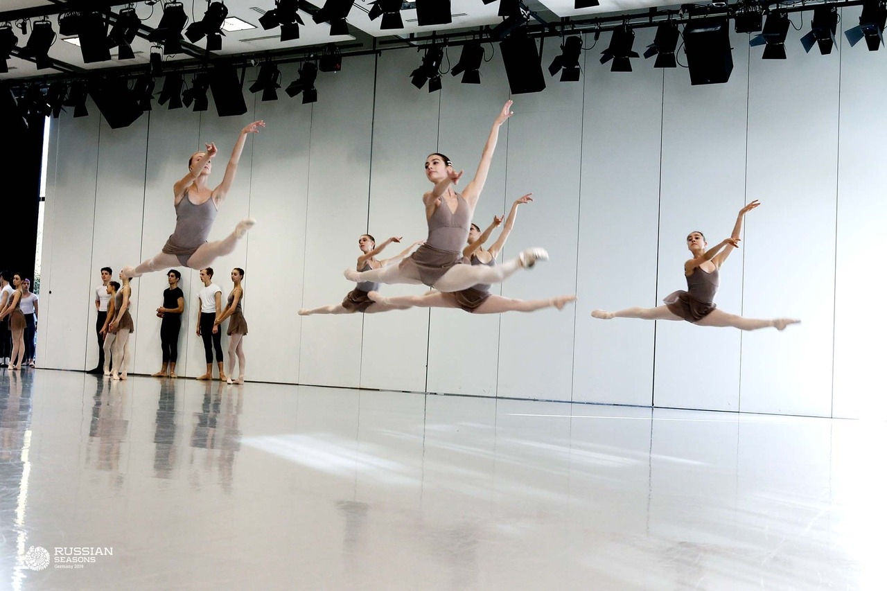 Dance university