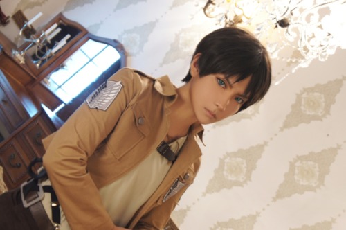 cockless:  gaytiers:  spookydeterminederen:  fiveminutemeal:  Shingeki no Kyojin - Eren Cosplay By: MINE World Cosplay ID: kkqwe17 Location: S. Korea  mother of fuck he’s back on my dash  HE LOOKS LIKE A FUCKING DOLL  if i was a titan i’d let him