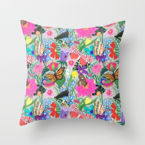 Here’s a fun and springy new pattern, available in my shop just in time for Mother’s Day