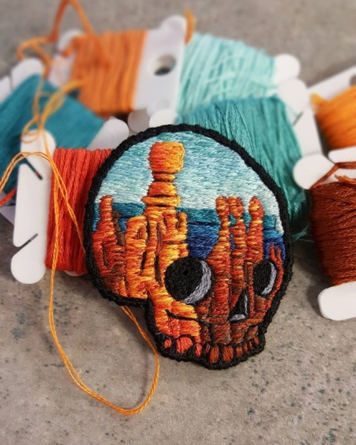 sosuperawesome:Embroidered Skull PatchesAtomic Bubonic on Etsy