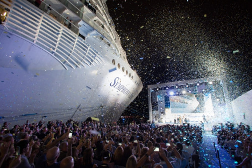 Il battesimo di Symphony of the Seas, la nave da crociera più grande del mondo!
