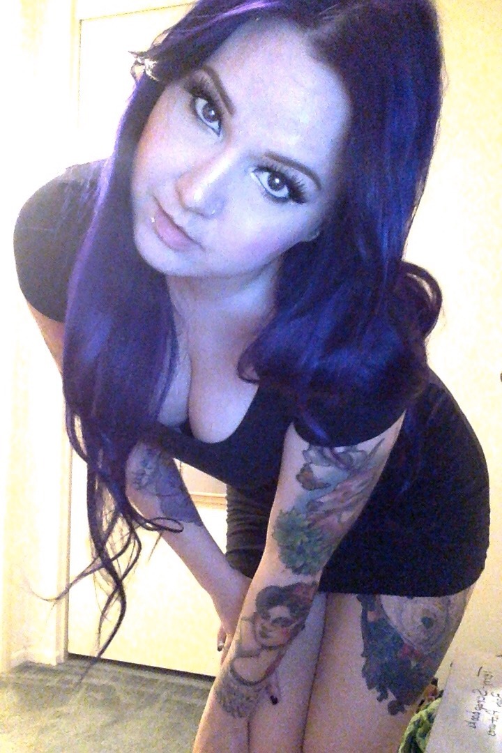 marcelinesuicide:  Selfie. 
