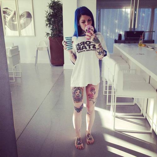 boobsbuttsandsluts:        