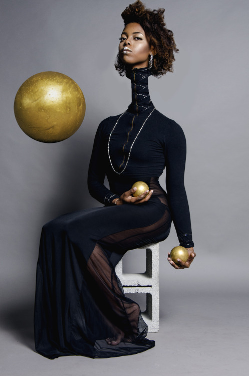 myriadsubtletiess:AfroFutura | © Fifth Element Fotos(2015)MUA: KeaModel: Neiko