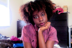 diokpara:  zebablah:  i took my twists out yesterday and was happy to find that my hurr grew   ugh your face is flawless