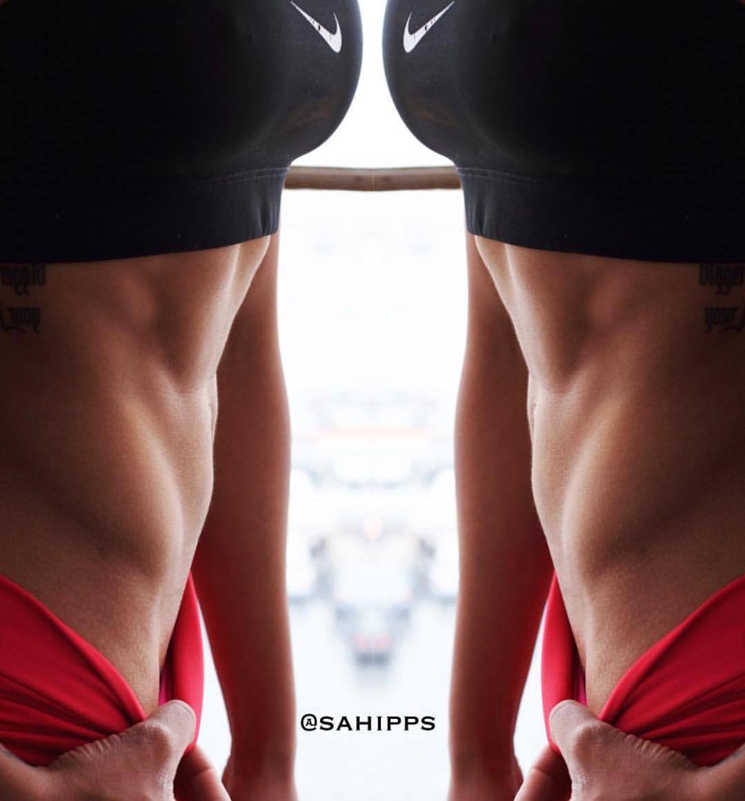 luvherfitbody:  @sahipps     #LUVfit     #ObliqueFlex     #FitWomanLuvrAllStar