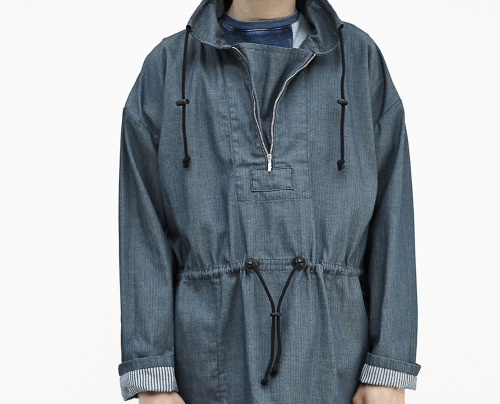 ink-inklusive: The Smile ‘Indigo’ Jacket. This long-sleeve pullover jacket is made from 