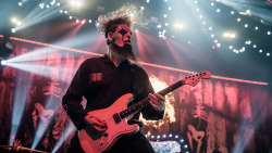 6-6-sick:  Jim Root by NRK P3 on Flickr 