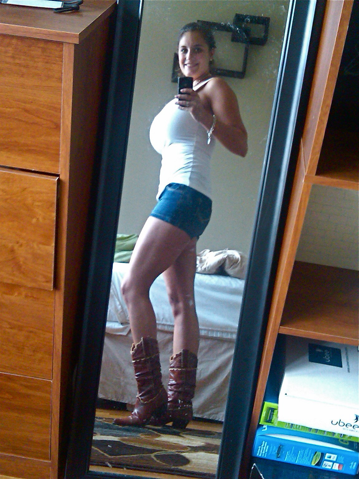 How do y'all feel about Daisy Dukes and cowboy boots? ;) Facebook orgasmpics.org