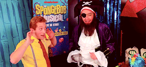 reallyhardy:patchy the pirate interviews star of the spongebob musical, ethan slater 