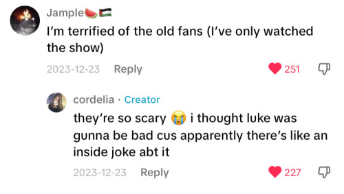 Im CRYING Theyre Fucking Killing Her In The Comments