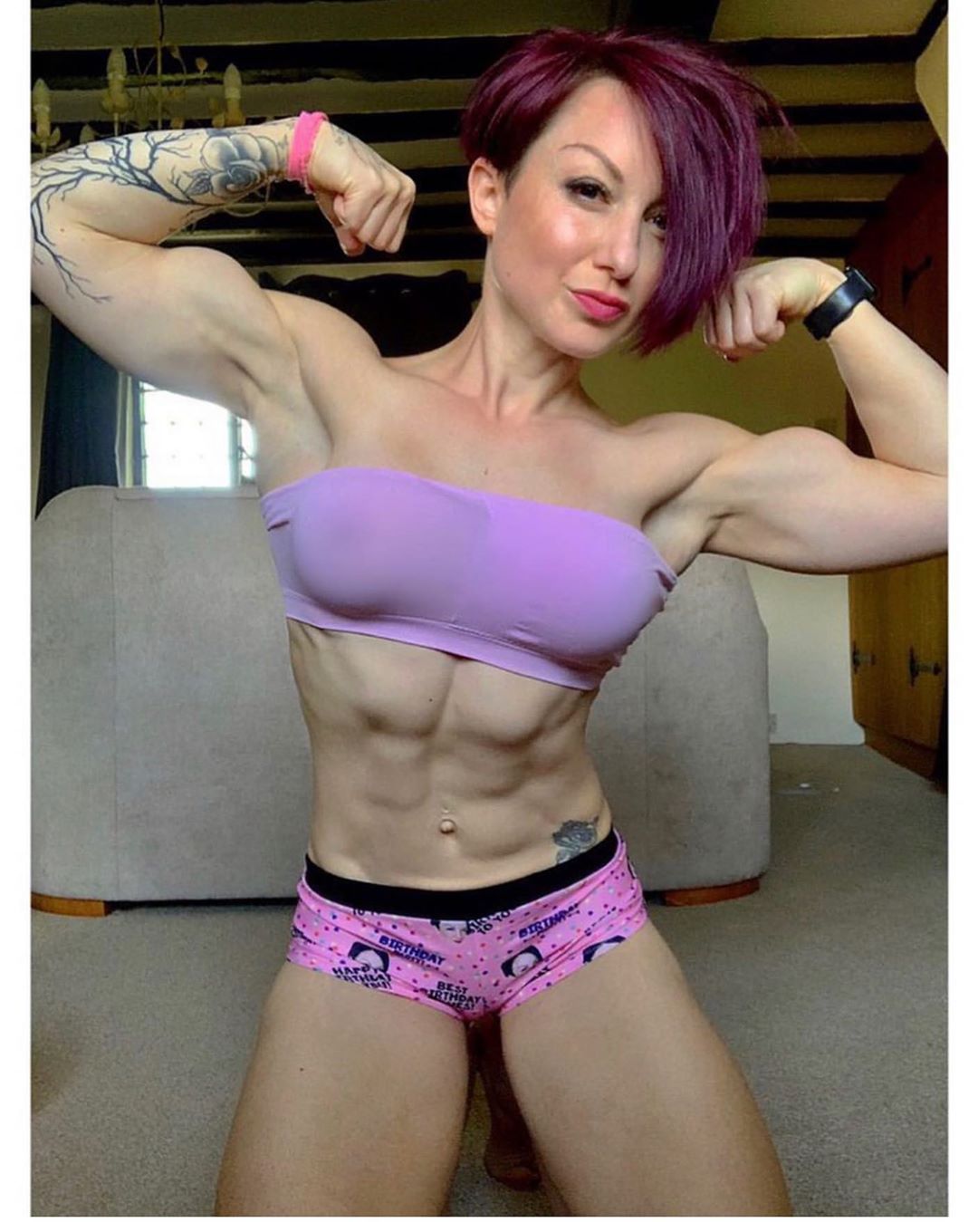 luvherfitbody:  Featuring:  @jessietfitness  _________________________ @Fit_Woman_Physique