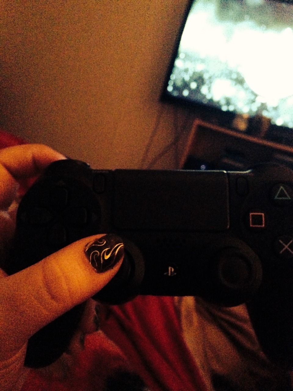 nowwereone:  nowwereone:  Giveaway!!!!!! I’m giving away a PS4. I accidentally