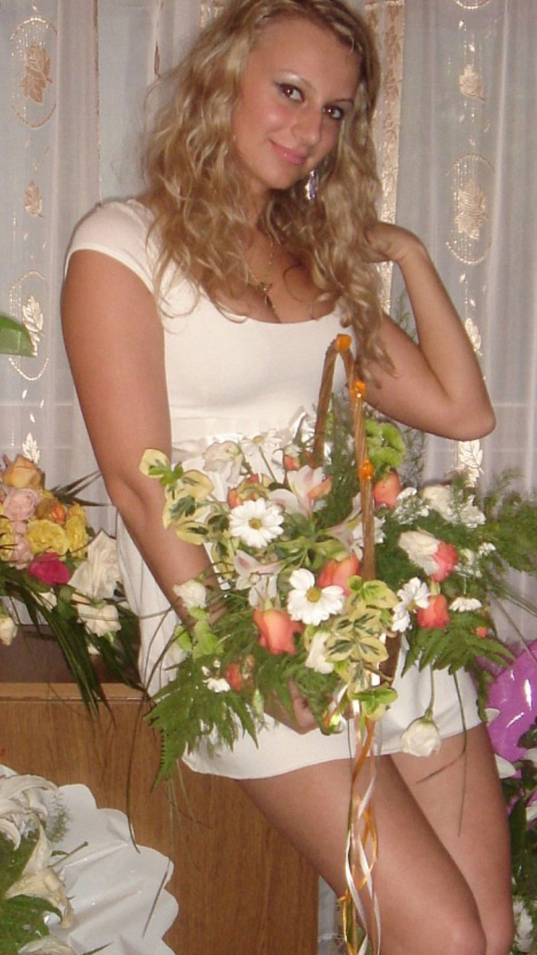 Amateur Teens, MILF's, And Wives - It's All Here!