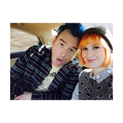 istillloveparamore:  paramoreupdates:@xchadballx: Was missing last nights stage potato tonight. Yall crazy Columbus people always kick so much booty though so thanks for the sweet show.  but why can’t they have the same hair color at the same time?