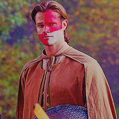 dickiebirdie37:   sam + costumes  
