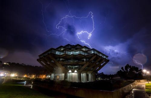 evilbuildingsblog:  UCSD library during a thunderstorm, credit to Erik Jepsen