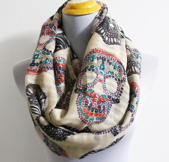 somethingmore999:  Skull Scarfs  Skull Infinity Scarf - Multi Colors Black and White