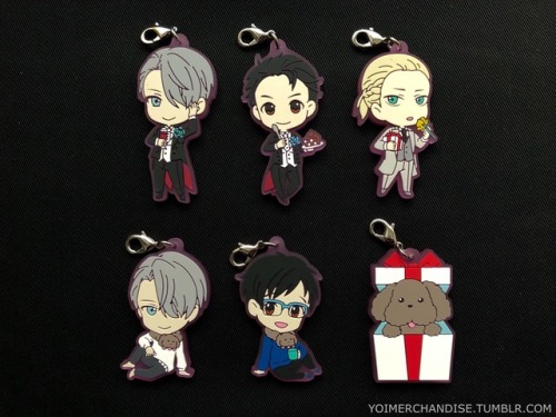 yoimerchandise: YOI x Banpresto Ichiban Kuji Series 4: Yuri!!! on Ice ~Romantic Birthday~ Rubber Straps (Prize F), Soft Badges (Prize G), Heart-Shaped Colored Papers (Prize E), and Multi-Cloths (Prizes A, B, C, & D) Original Release Date:December