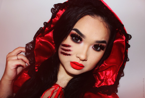 Red Riding Hood Makeup Look + Costume ▷ details on LienJae.Com.