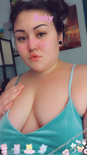 gothfeedee:My feeders have been keeping this spoiled piggy so well during this quarantine, I couldn’t even pulled my shorts over my swollen tubby gut 🐷~*dm this fatty food addict if u wanna help me outgrow more of my closet 💕